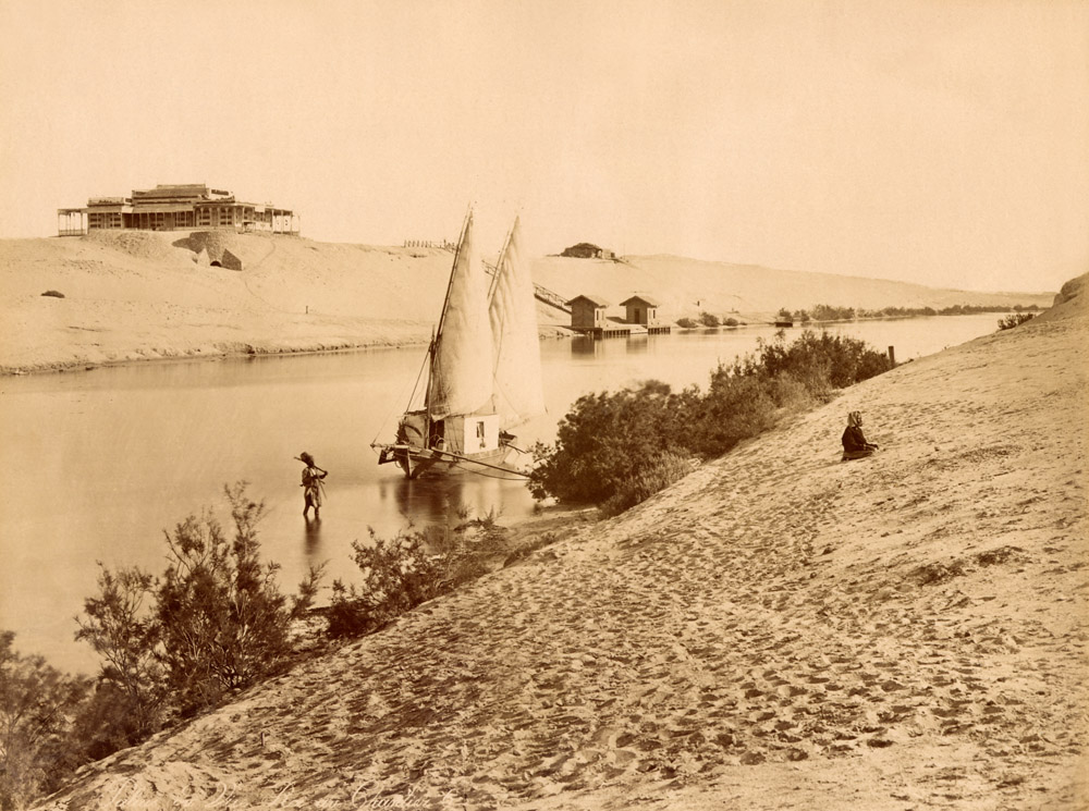 Egypt. Ismailia. Viceroi Palace on working place no.6. Photo by Arnoux