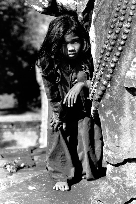 Born model, Bakong. Angkor, Cambodia 1997 - © Carlo Sacco
