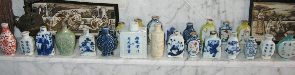 Chinese  snuff bottles