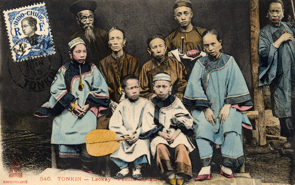 Chinese family. Laokay. French Indochina 