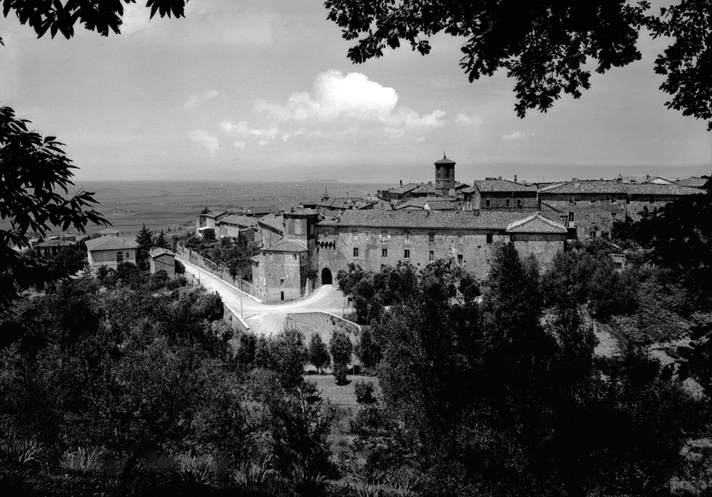 Paciano, 1960 - © Carlo Sacco