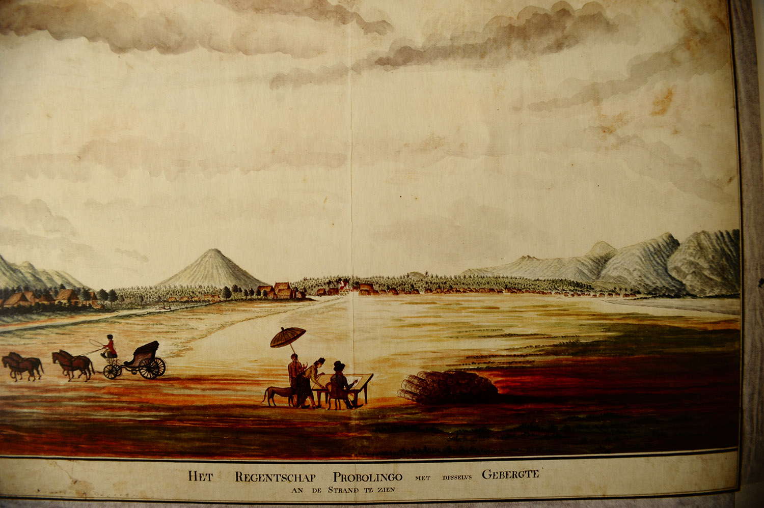 A drawing of Probolingo with its volcanos.East Jawa 1805