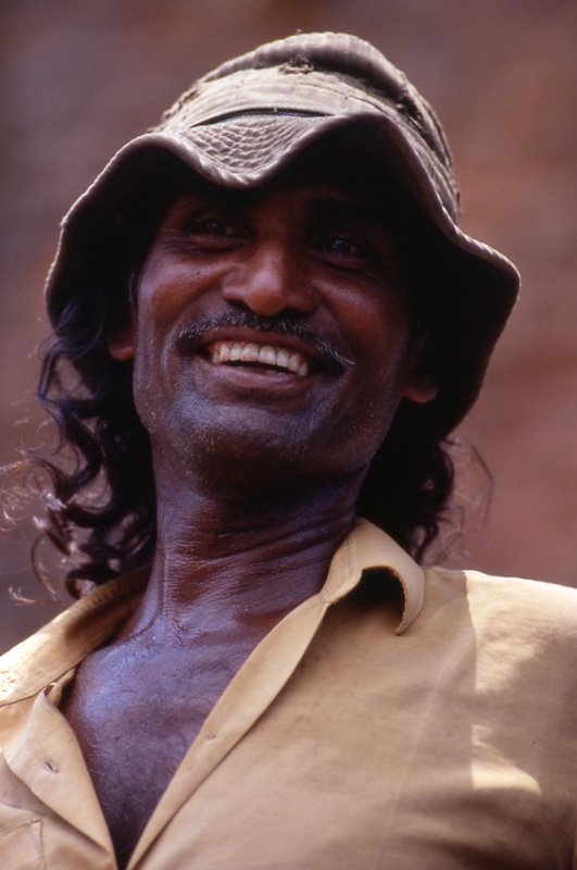 Worker. Calcutta, India 1998 - © Carlo Sacco
