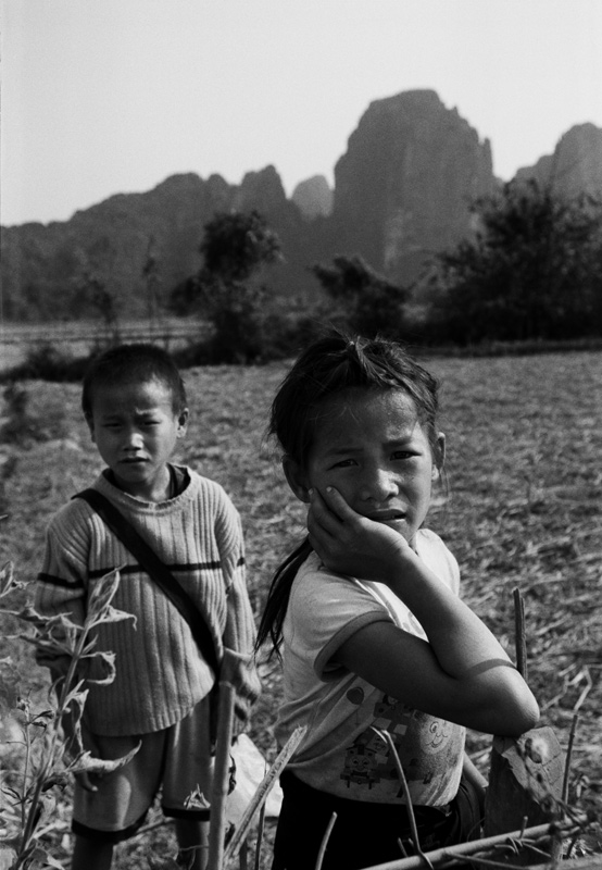 Friends. Van Vieng, Laos - © Carlo Sacco