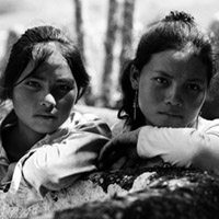 HMONG MOMENTS