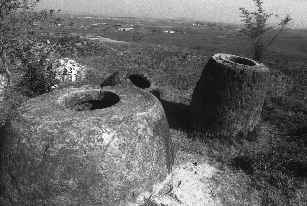 Site no.2, one million of vietnamite soldiers died here, plain of jars. Laos 2008 - © Carlo Sacco