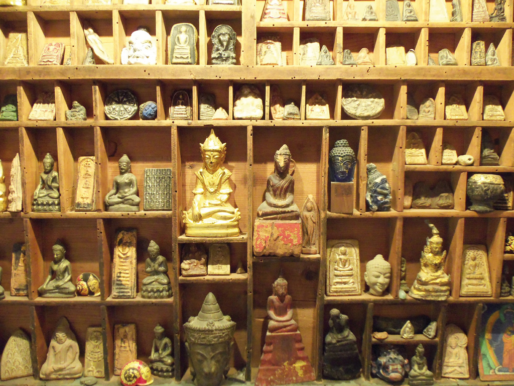 Old Thai amulets collection