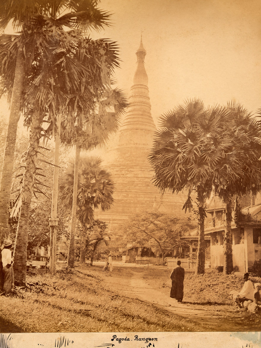 Schwe Dagon Pagoda. Rangoon. Burma 1880 ca. Albumen