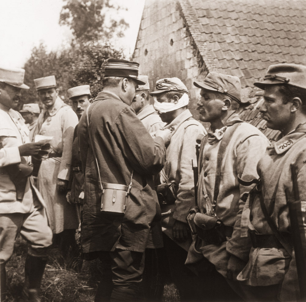 Decoration at Verdun, 1916 - © Carlo Sacco