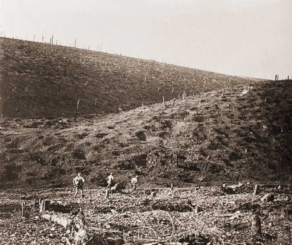 Refilling during full attack - © Carlo Sacco