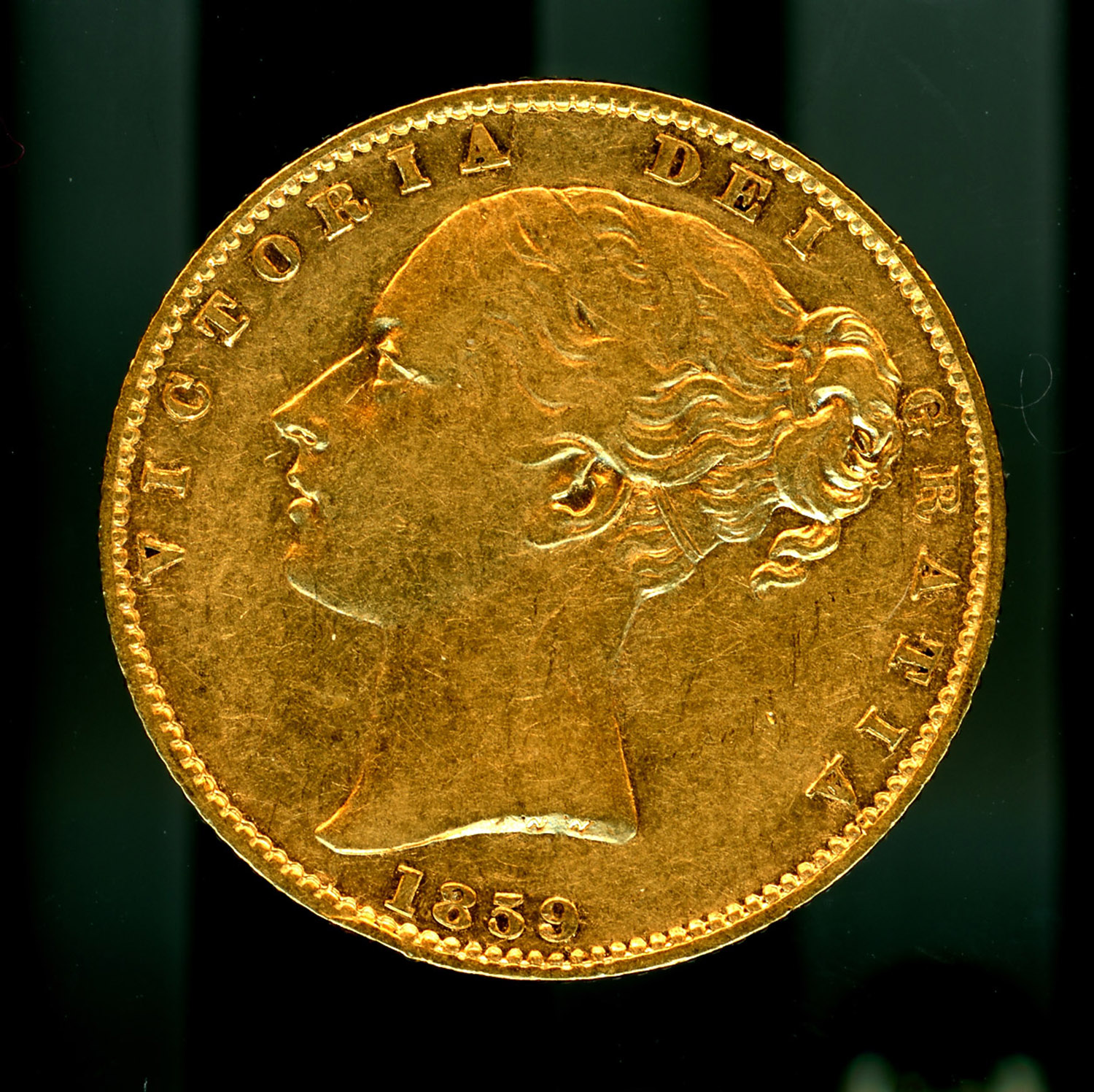 -  Queen's Victoria One Pound Gold Coin 1859 Ansell Type.Estimed 15 to 25 pieces existing nowdays.Carlo Sacco Collection.