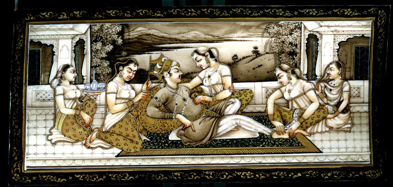 Drawn ivory piece depicting a Maharaja with concubines and maids. XIX th century.Carlo Sacco Collection.
