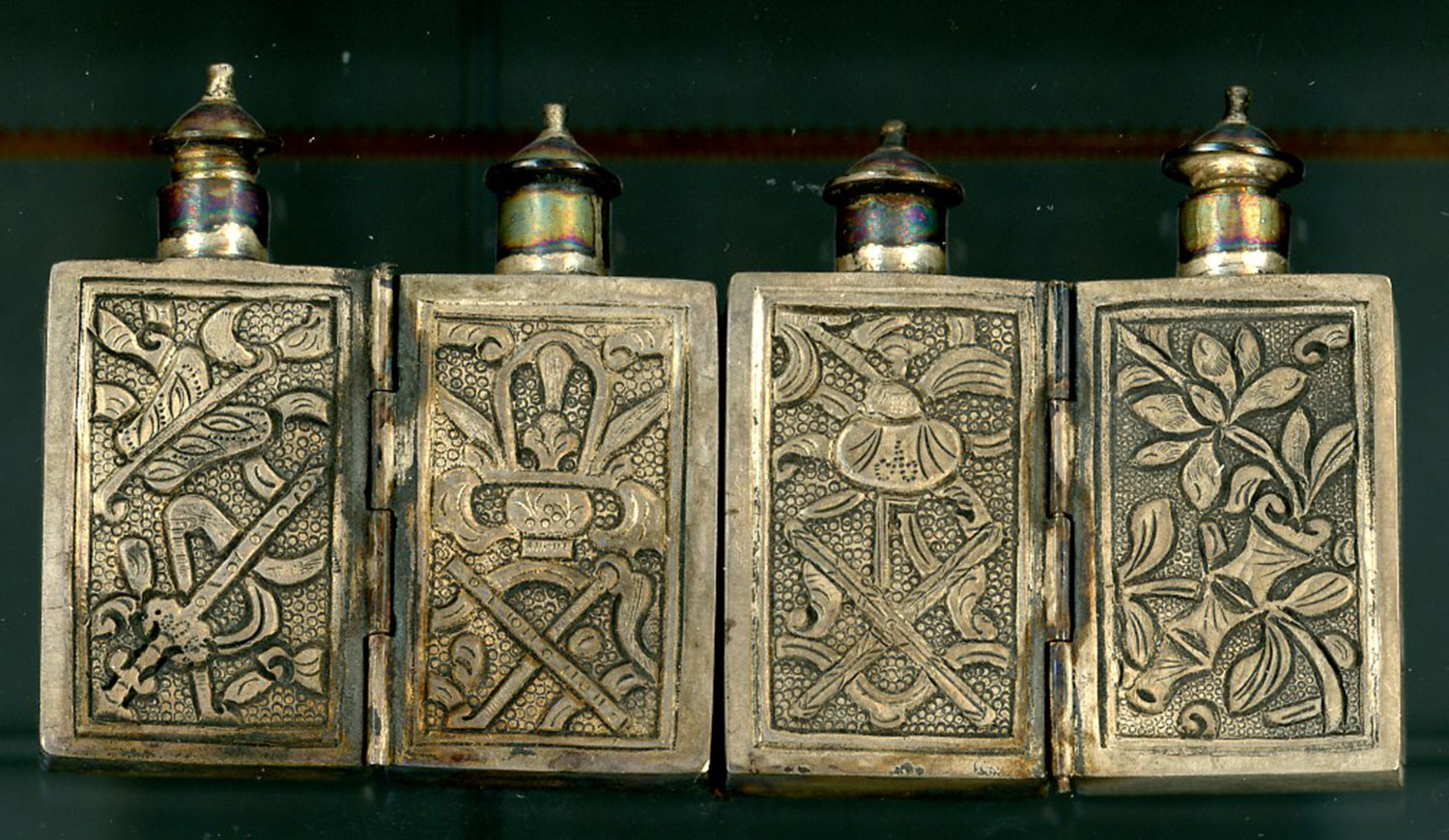 Chinese Old silver container for perfumes.XIX Century. Carlo Sacco Collection.
