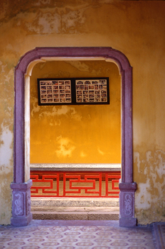 Late afternoon lights inside Treu Chau Assembly Hall. Hoi An, Vietnam 2000 - © Carlo Sacco