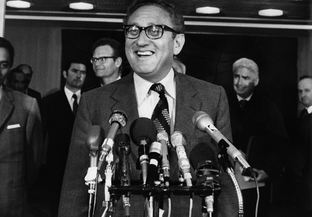 Henri Kissinger arrived in Paris to meet Le Duc Tho of North Vietnam