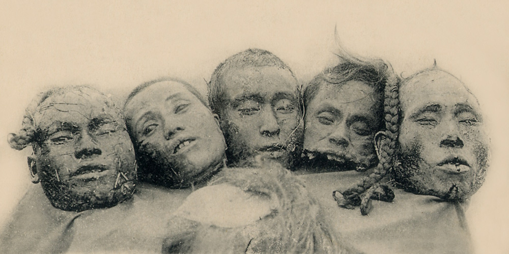 Heads of Beheaded Tonkinese Pirates - Tonkin 1900 ca