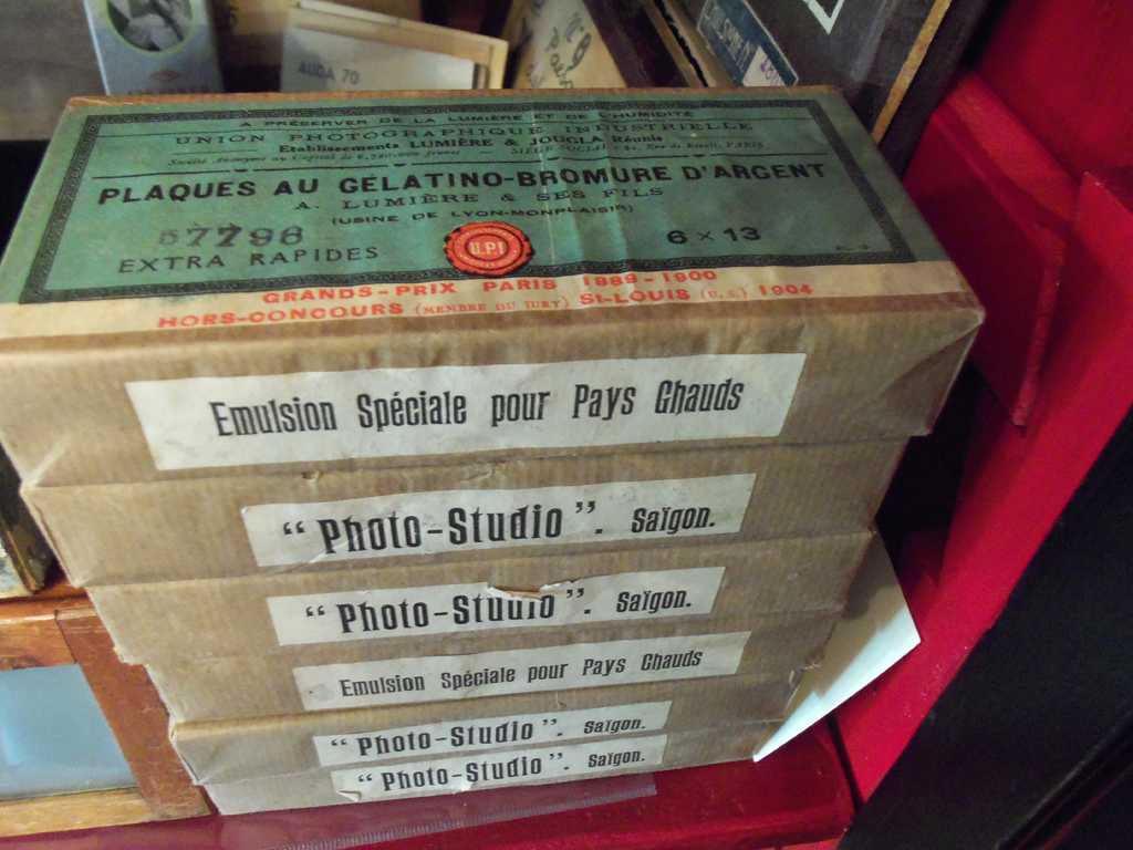  Stereo glass plates for hot climate